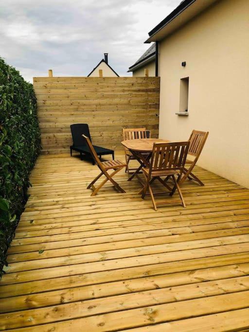 Maisonnette Avec Terrasse Argences Esterno foto